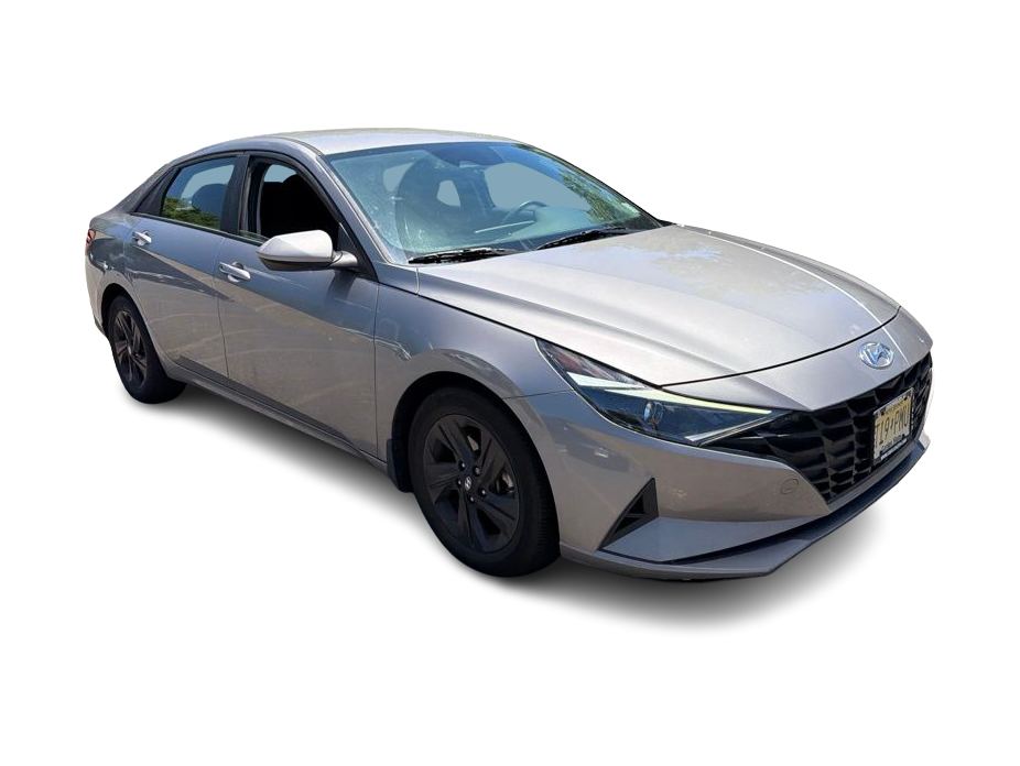Thumbnail: 2022 Hyundai Elantra - 21