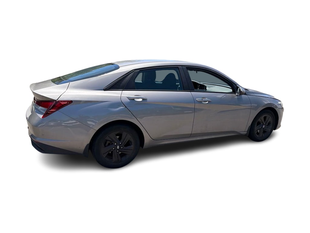 Thumbnail: 2022 Hyundai Elantra - 16