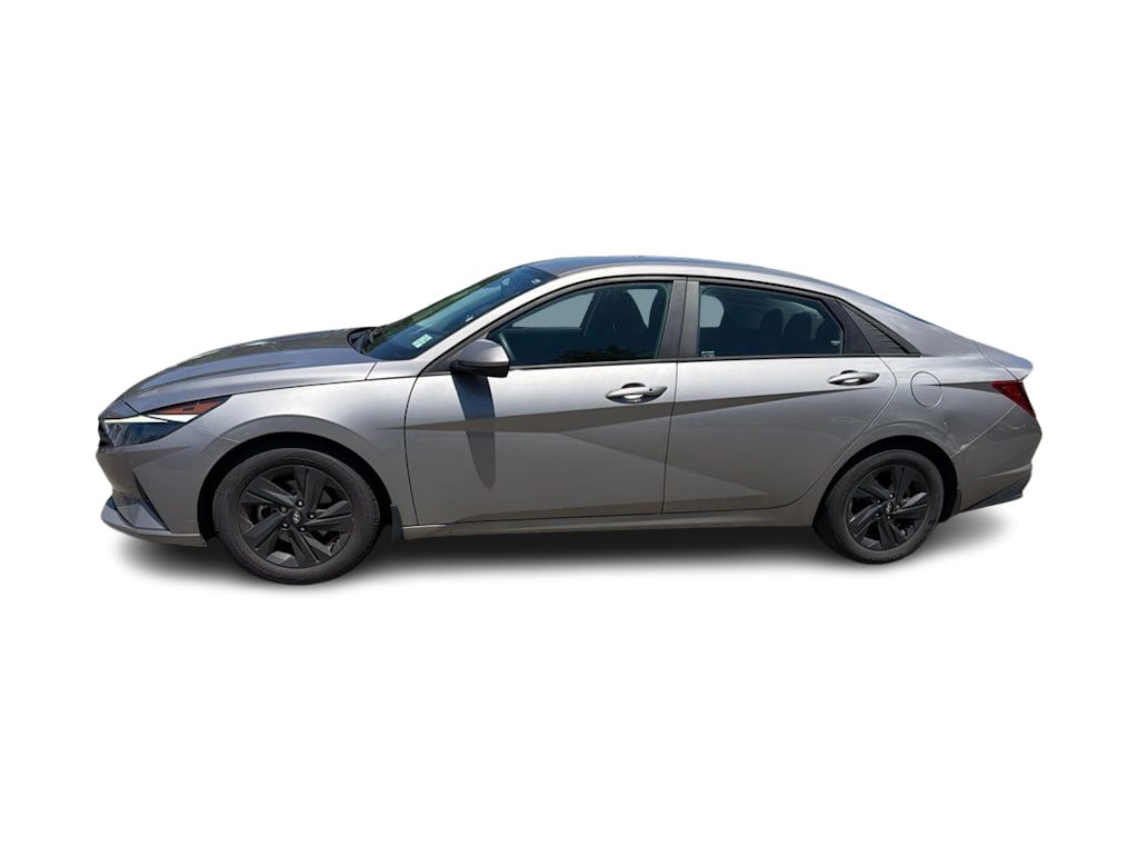 Thumbnail: 2022 Hyundai Elantra - 11