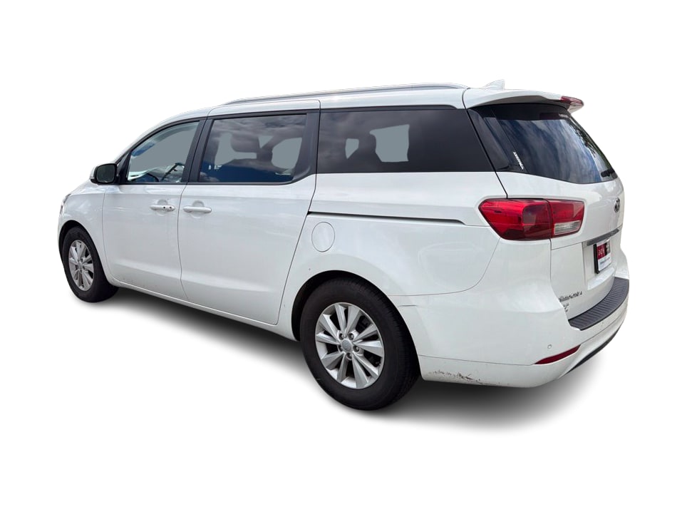 Thumbnail: 2017 Kia Sedona - 3