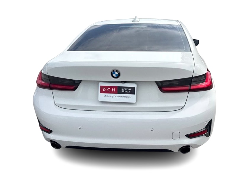 Thumbnail: 2019 BMW 3 Series - 4