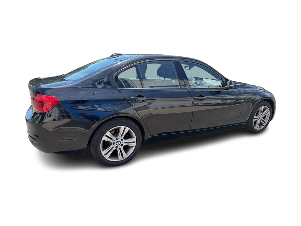 Thumbnail: 2016 BMW 3 Series - 20