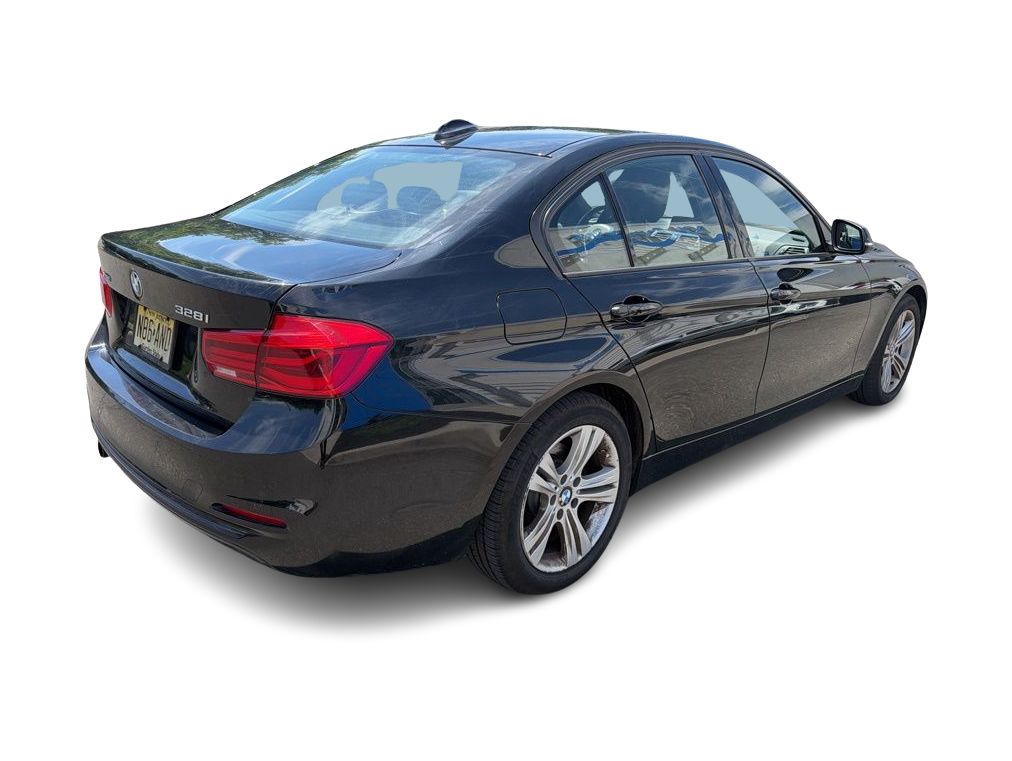 Thumbnail: 2016 BMW 3 Series - 19