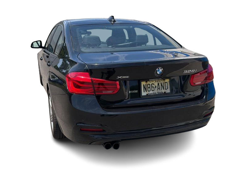 Thumbnail: 2016 BMW 3 Series - 15