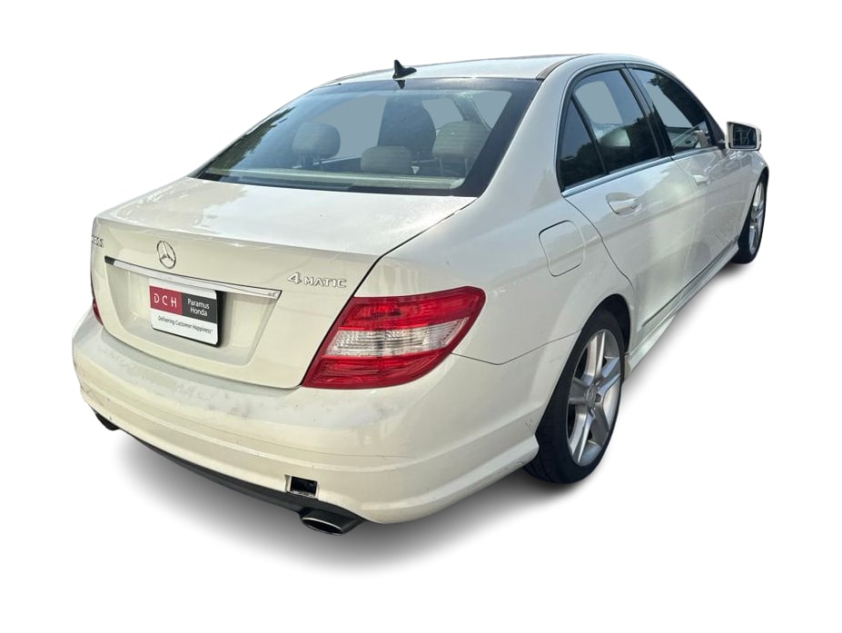 Thumbnail: 2011 Mercedes-Benz C-Class - 16
