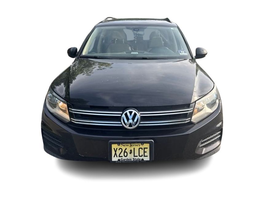 Thumbnail: 2017 Volkswagen Tiguan - 4