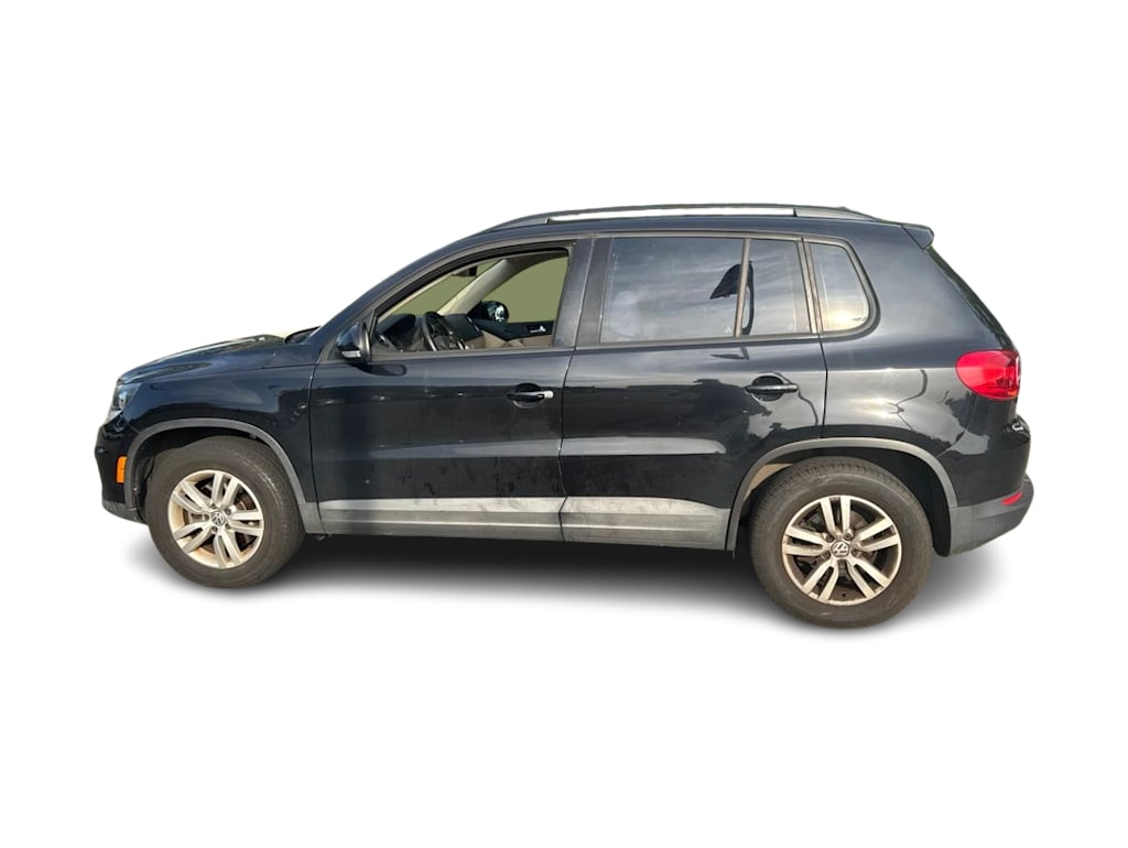 Thumbnail: 2017 Volkswagen Tiguan - 22