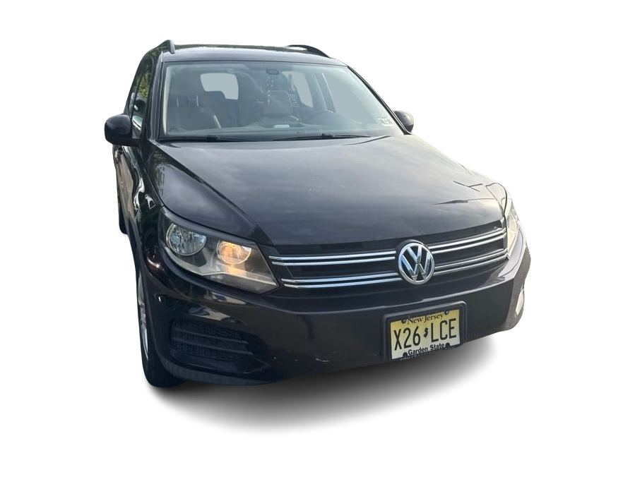 Thumbnail: 2017 Volkswagen Tiguan - 12