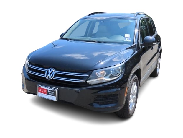 Used 2017 Volkswagen Tiguan S with VIN WVGBV7AX7HK031238 for sale in Casper, WY
