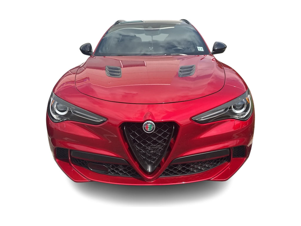 Thumbnail: 2022 Alfa Romeo Stelvio - 5