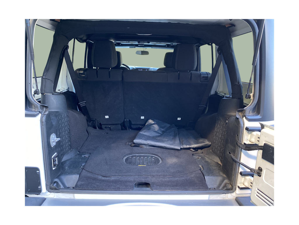 Thumbnail: 2018 Jeep Wrangler - 16