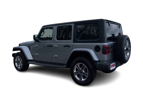 2018 Jeep Wrangler Unlimited Sahara 17