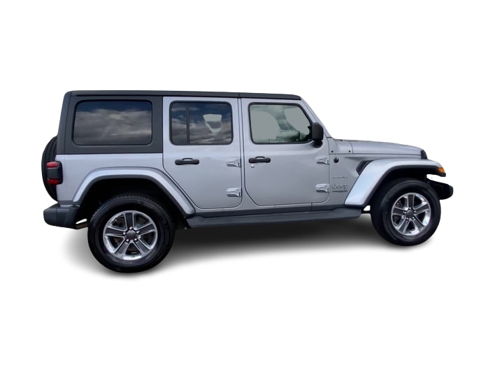 2018 Jeep Wrangler Unlimited Sahara 19