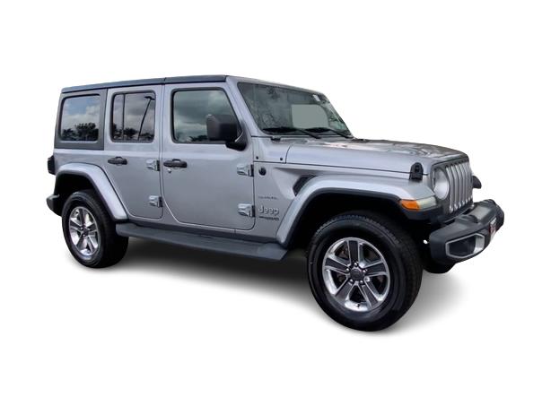 2018 Jeep Wrangler Unlimited Sahara 16