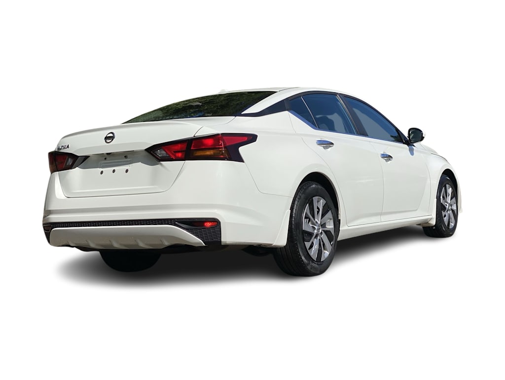 Thumbnail: 2019 Nissan Altima - 26