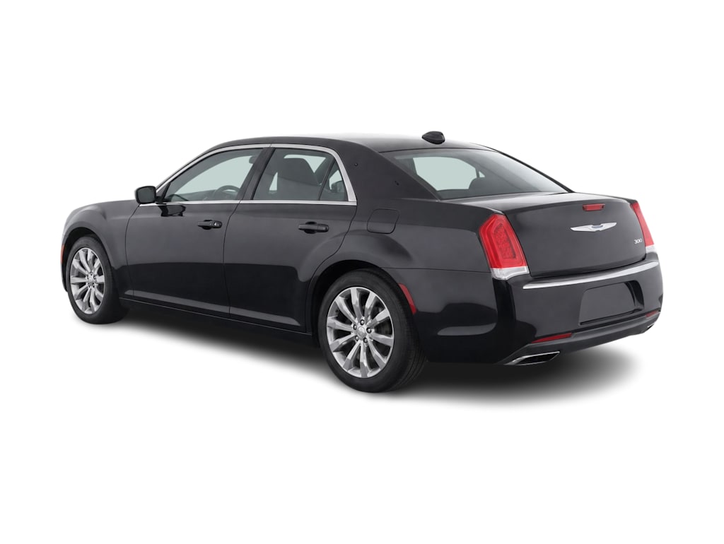 Thumbnail: 2017 Chrysler 300 - 3