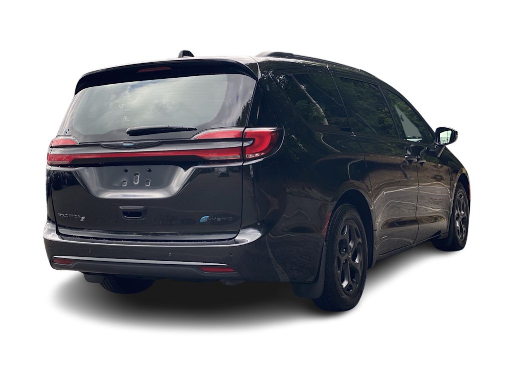 Thumbnail: 2021 Chrysler Pacifica - 27