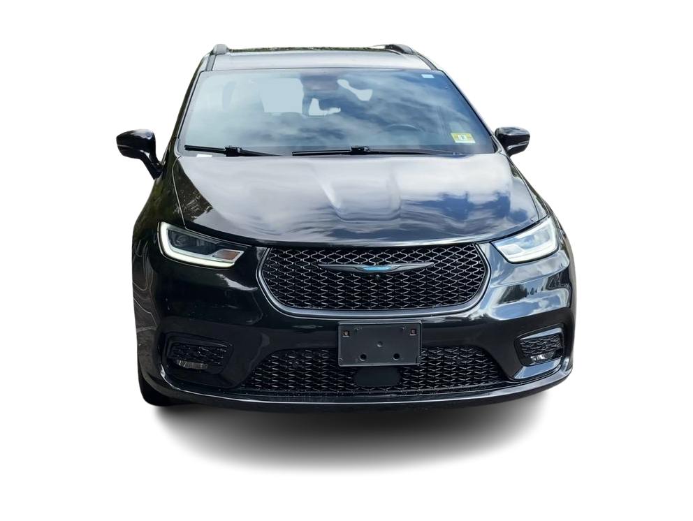 Thumbnail: 2021 Chrysler Pacifica - 20