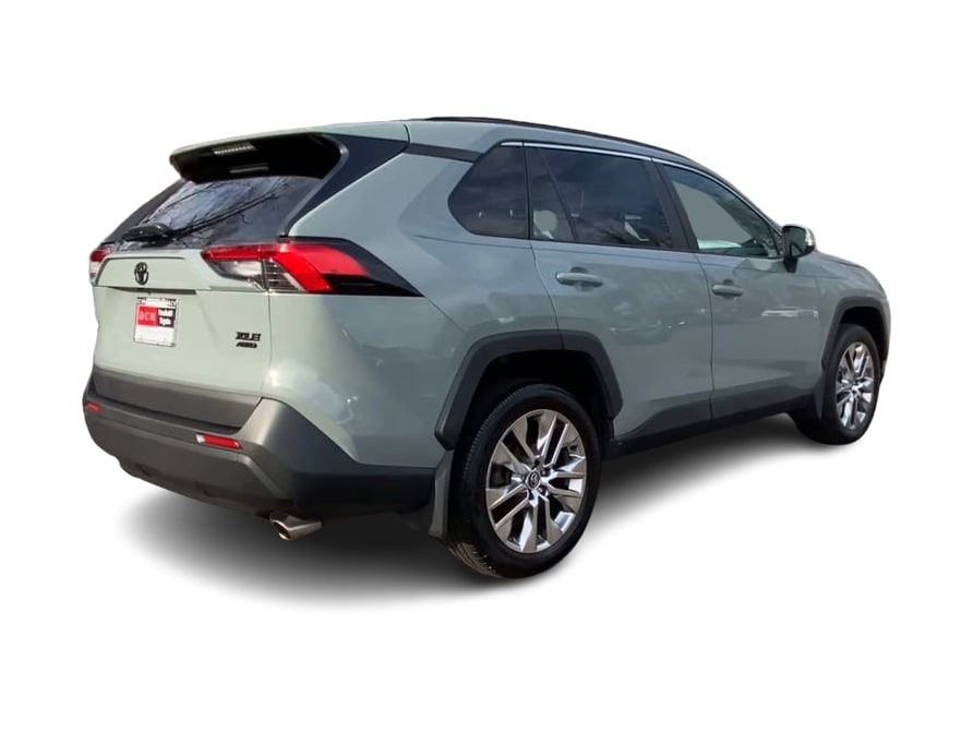 Thumbnail: 2021 Toyota RAV4 - 19