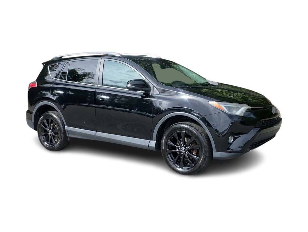 Thumbnail: 2017 Toyota RAV4 - 20