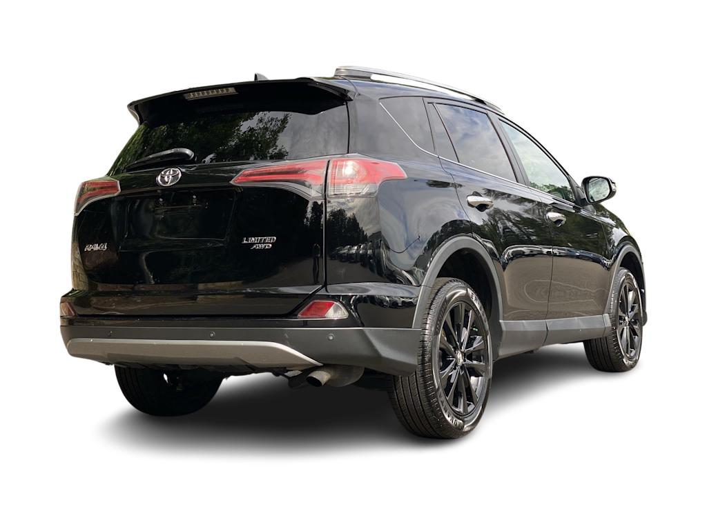 Thumbnail: 2017 Toyota RAV4 - 26