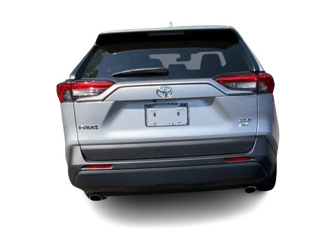 2024 Toyota RAV4 XLE 19