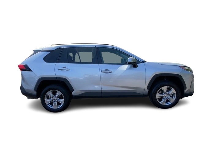 2024 Toyota RAV4 XLE 21