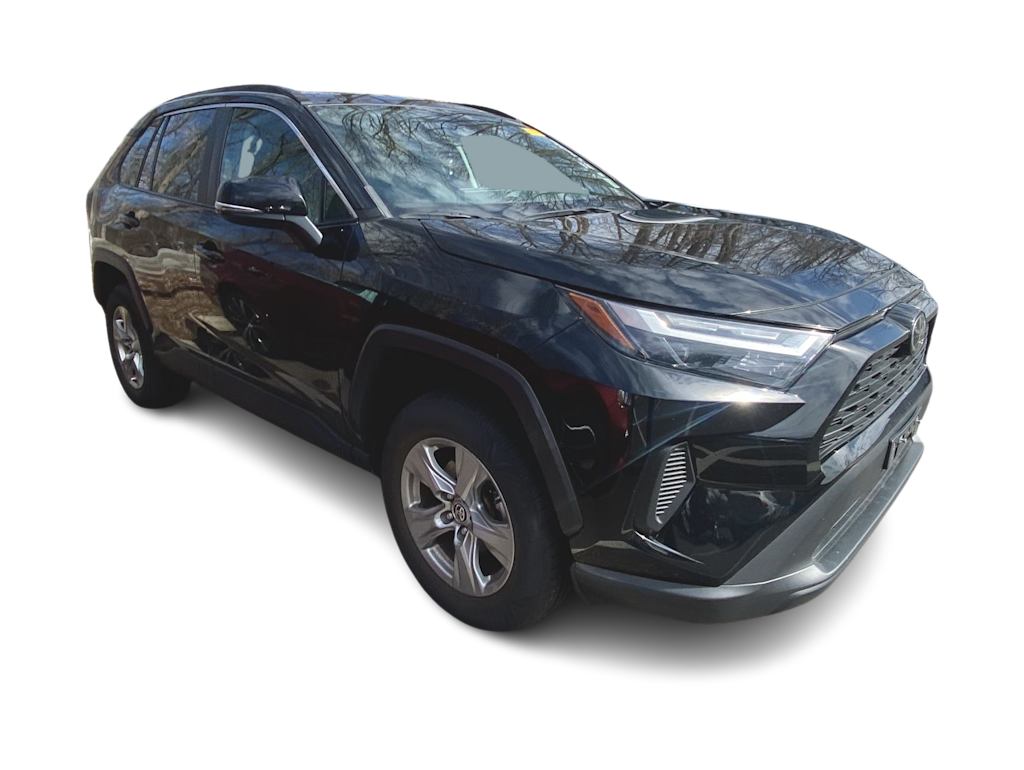 2023 Toyota RAV4 XLE 9