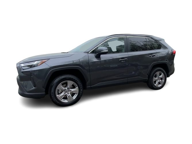 2024 Toyota RAV4 XLE 3