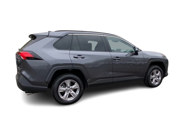 2024 Toyota RAV4 XLE 15