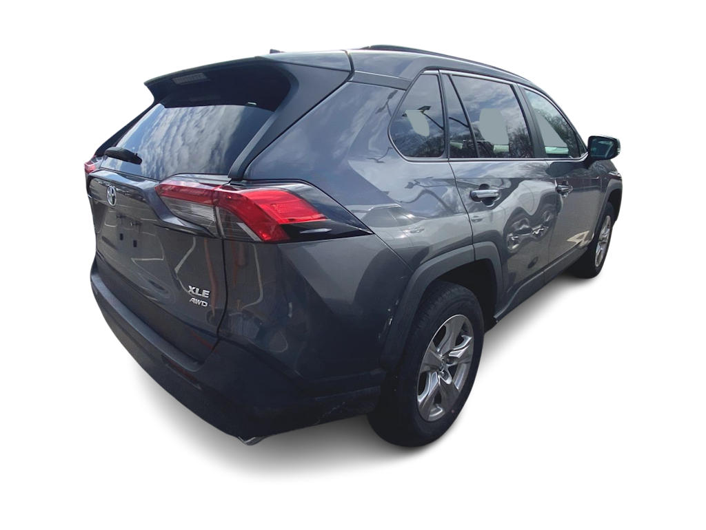 2023 Toyota RAV4 XLE 10