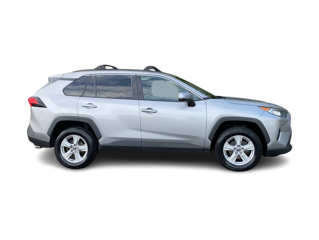 Thumbnail: 2020 Toyota RAV4 - 25