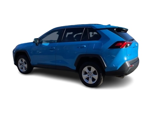 2021 Toyota RAV4 XLE 18