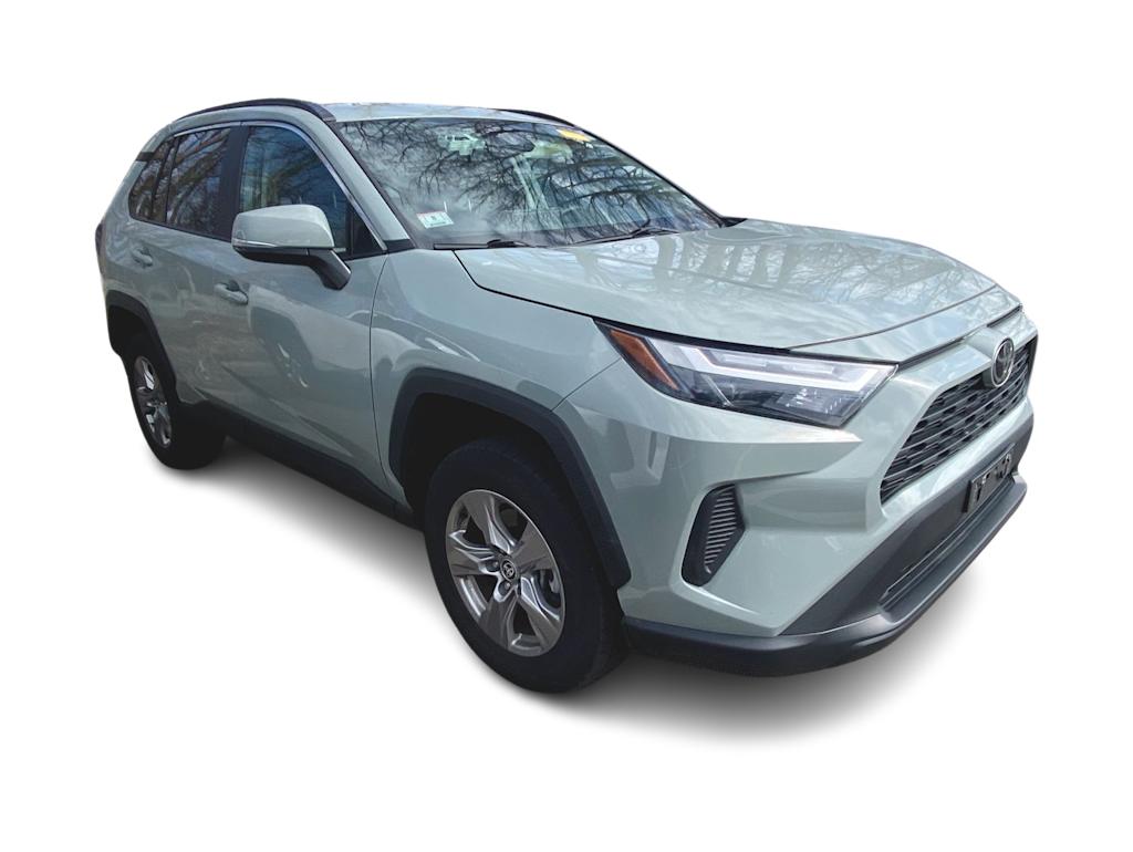 2023 Toyota RAV4 XLE 9