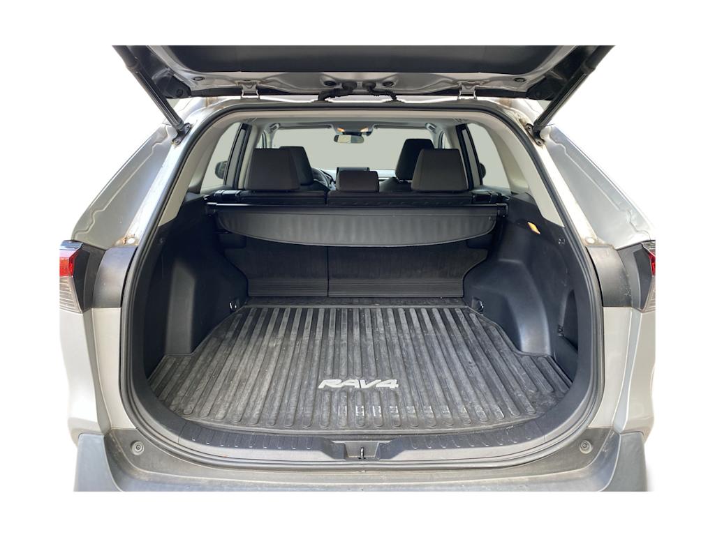 Thumbnail: 2021 Toyota RAV4 - 16