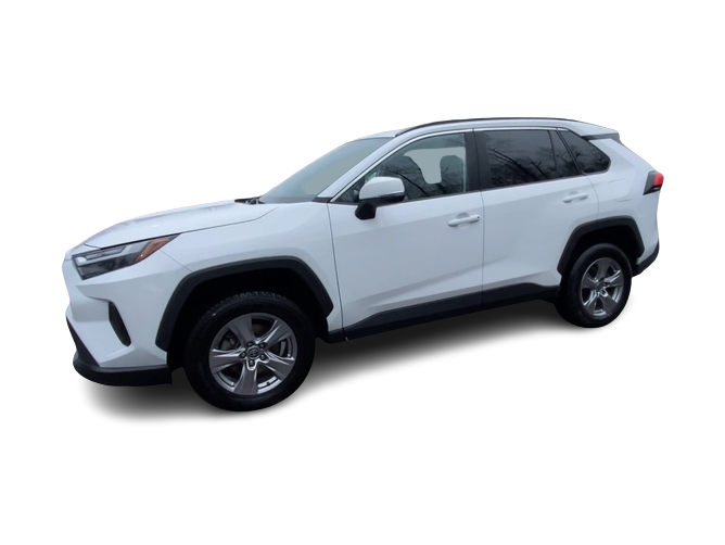 2022 Toyota RAV4 XLE 3