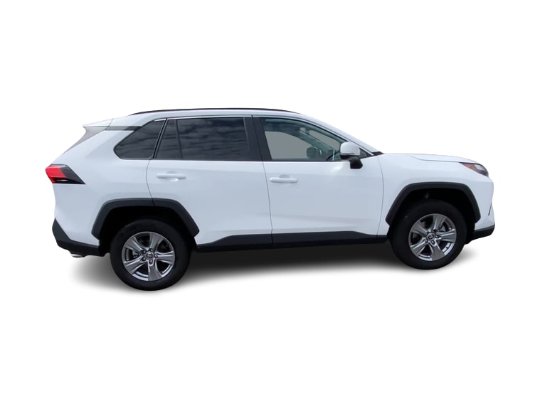 2024 Toyota RAV4 XLE 20