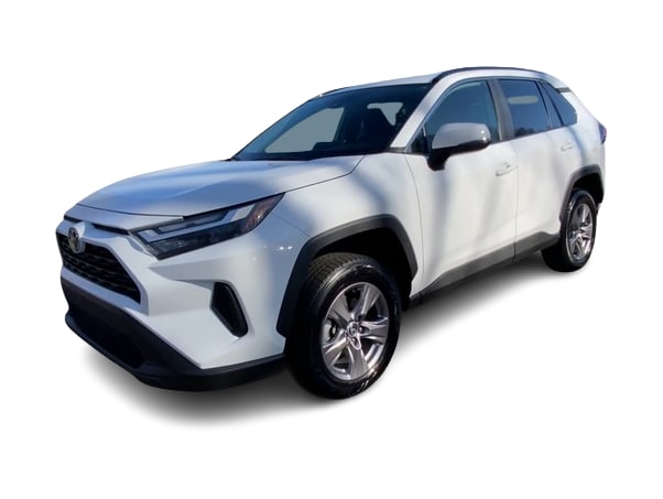 2023 Toyota RAV4 XLE 17