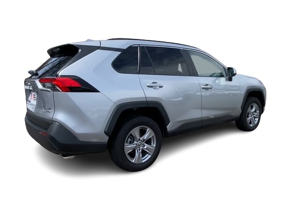 2024 Toyota RAV4 XLE 19