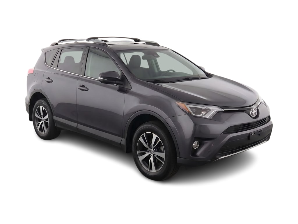 Thumbnail: 2018 Toyota RAV4 - 15