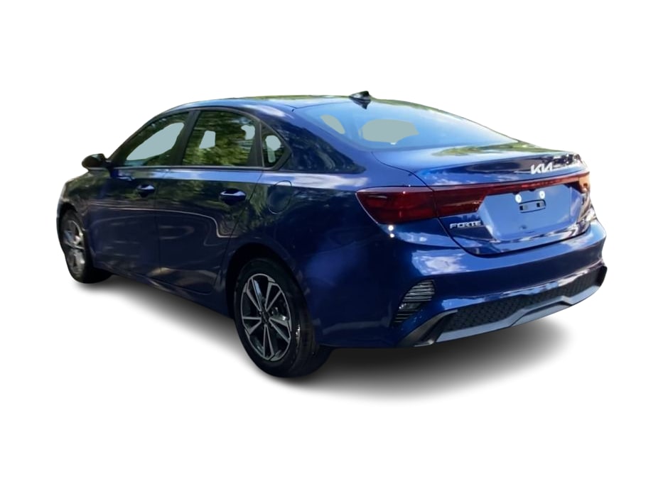 Thumbnail: 2022 Kia Forte - 4