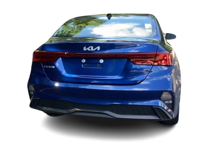 Thumbnail: 2022 Kia Forte - 5