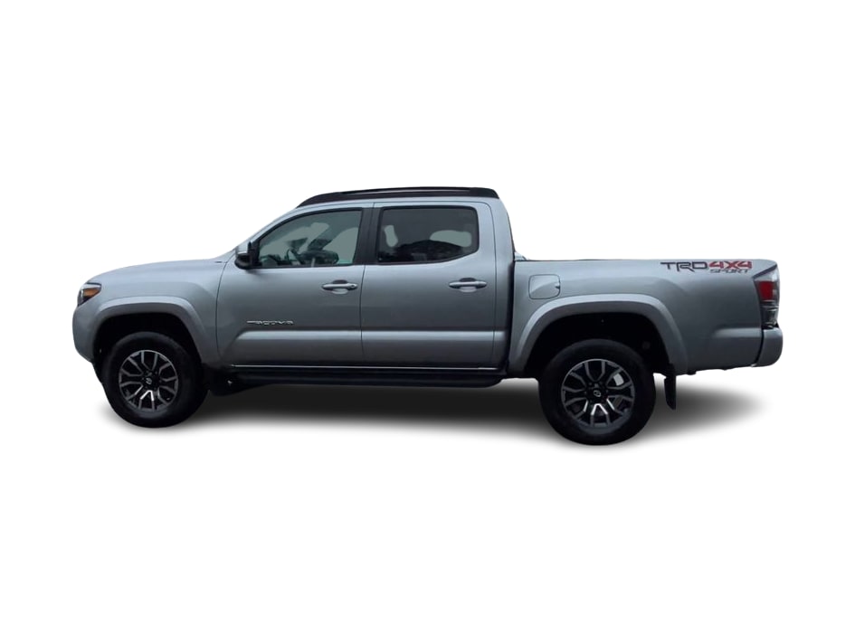 Thumbnail: 2022 Toyota Tacoma - 17