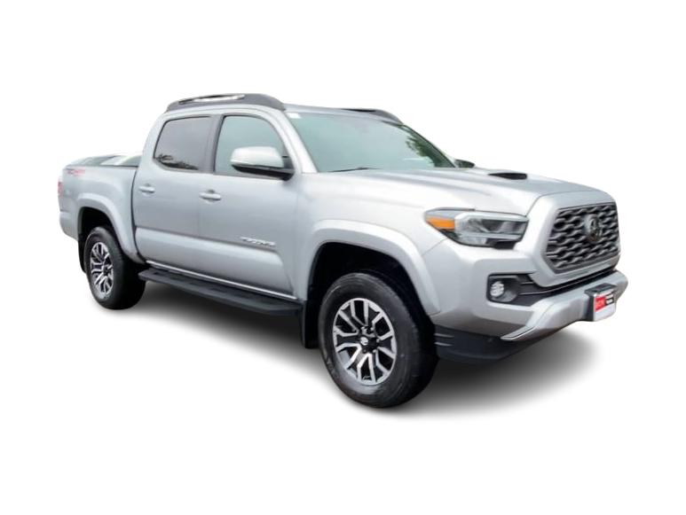 Thumbnail: 2022 Toyota Tacoma - 4