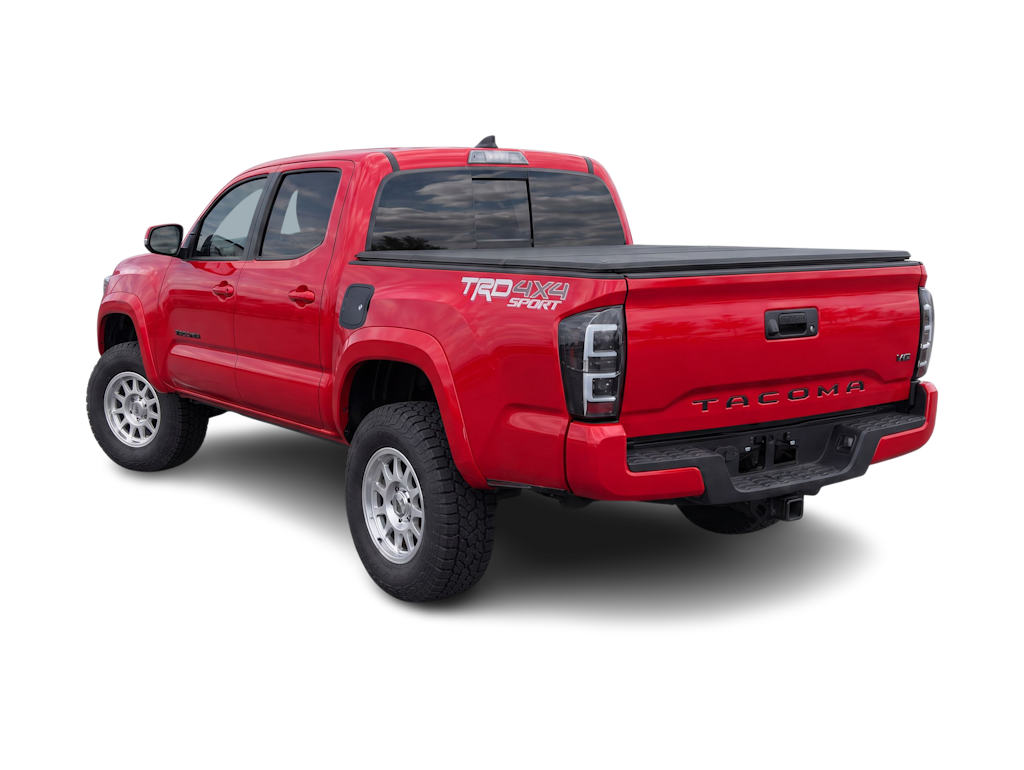 Thumbnail: 2017 Toyota Tacoma - 4