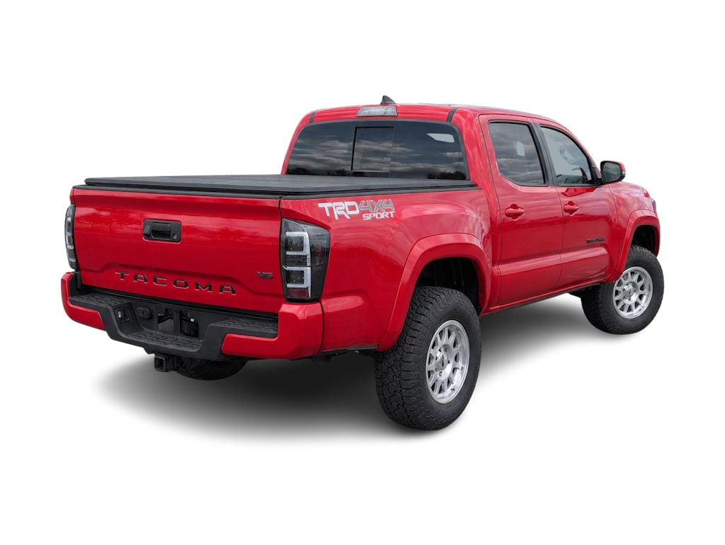 Thumbnail: 2017 Toyota Tacoma - 10