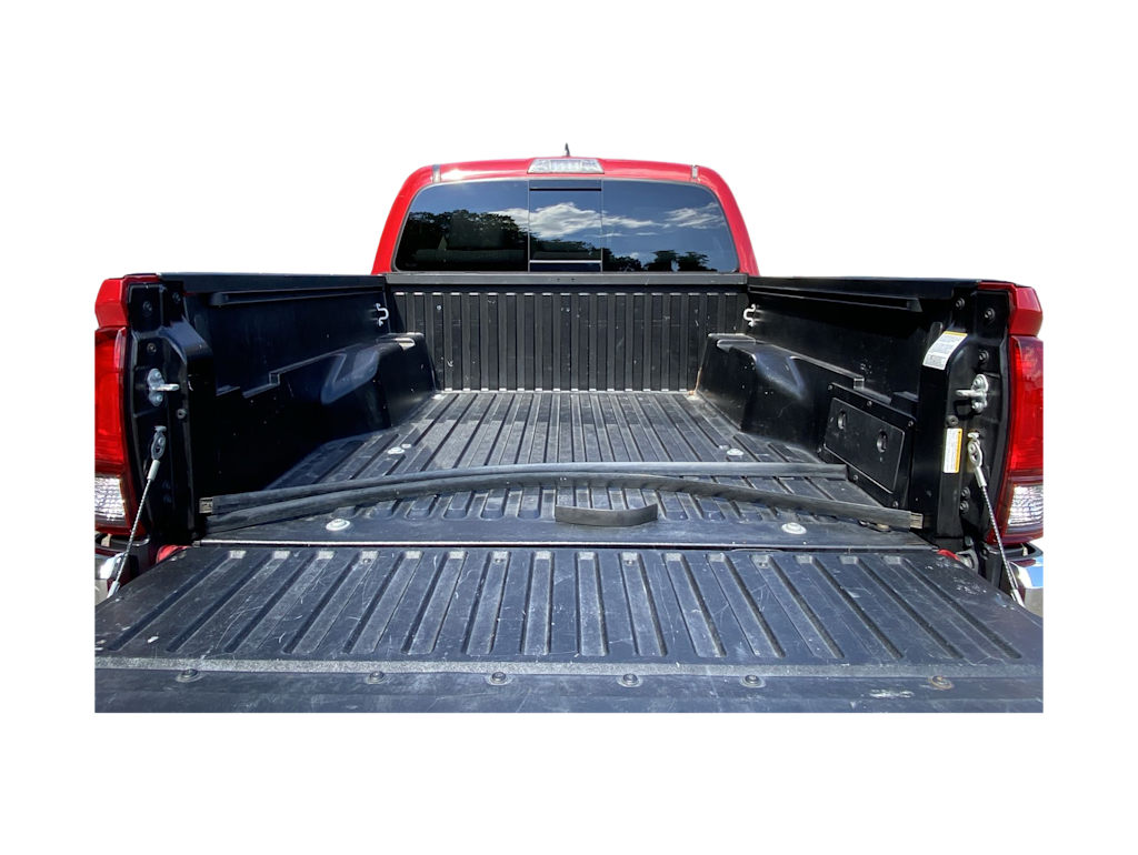 Thumbnail: 2021 Toyota Tacoma - 14