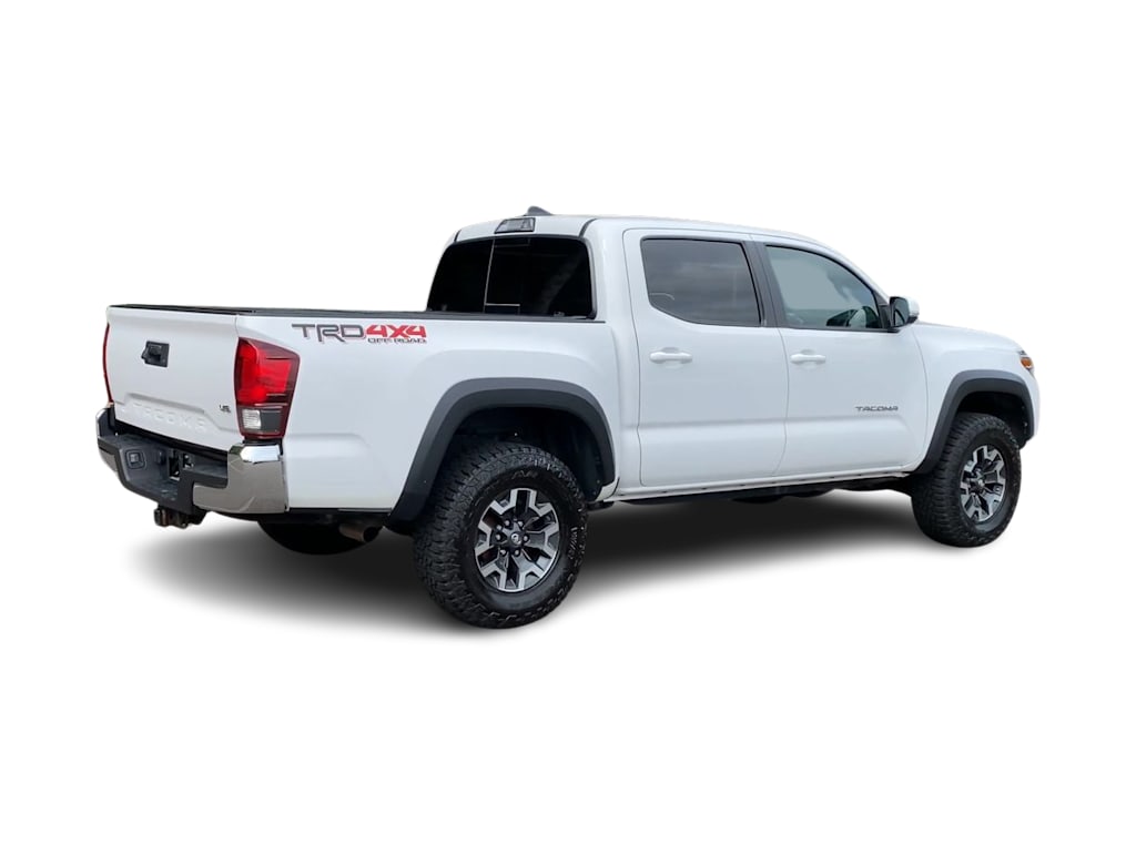 Thumbnail: 2018 Toyota Tacoma - 23