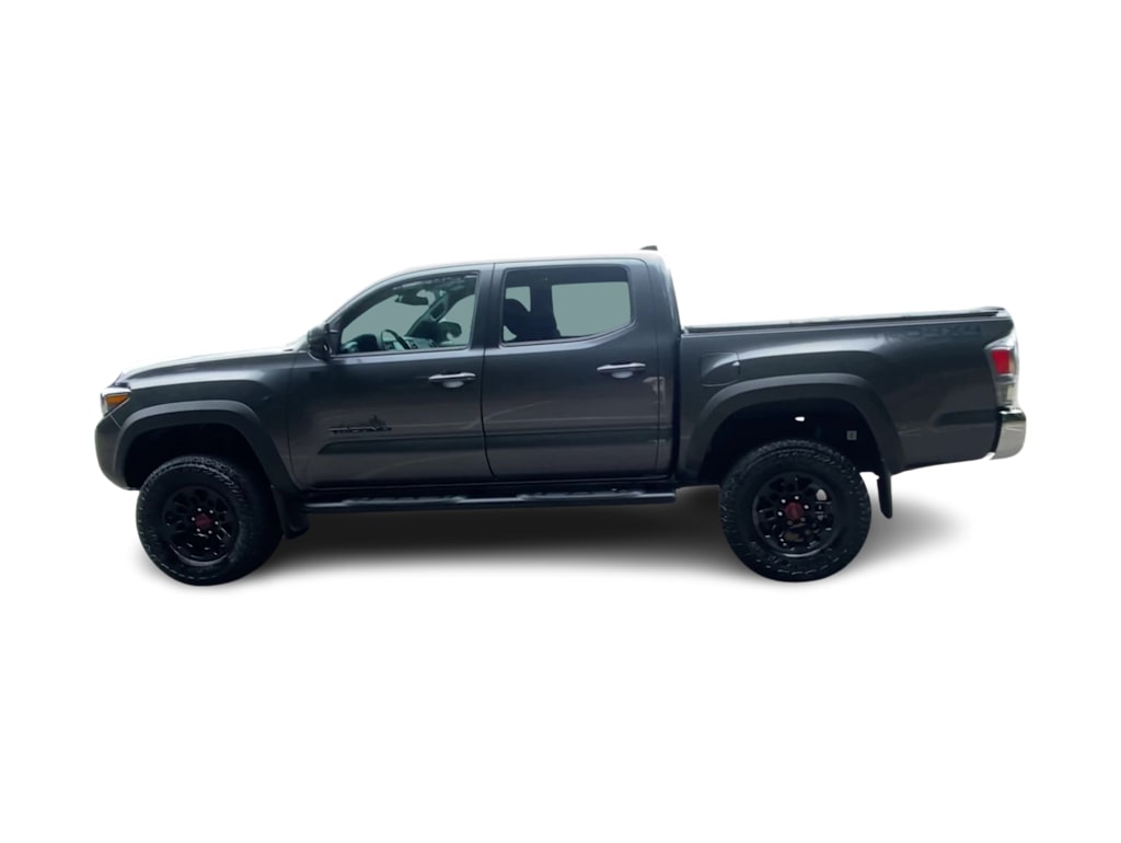 Thumbnail: 2023 Toyota Tacoma - 3