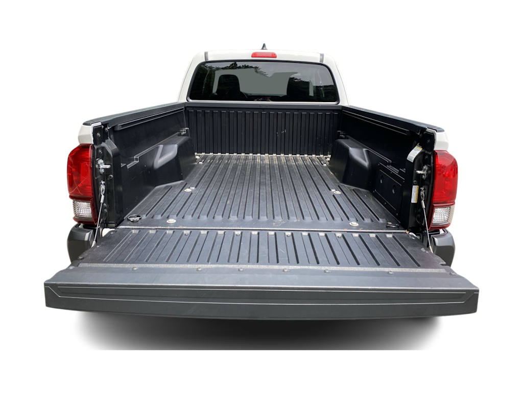 Thumbnail: 2023 Toyota Tacoma - 15